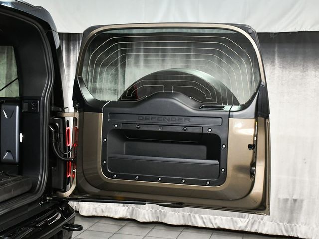 2024 Land Rover Defender 130 X-Dynamic SE - 22999801 - 71