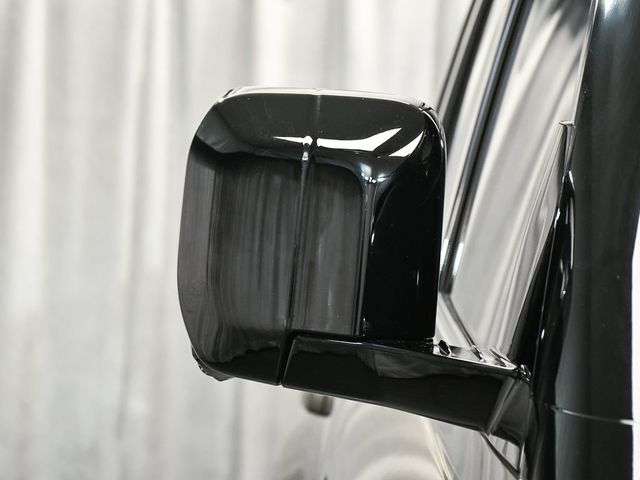 2024 Land Rover Defender 130 X-Dynamic SE - 22999801 - 79