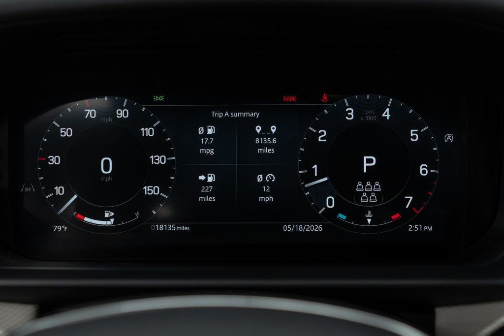 Land Rover Discovery photo 23