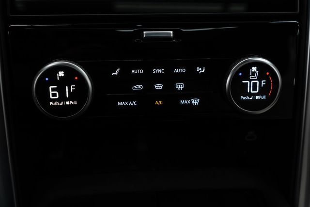 2024 Land Rover Discovery P300 Dynamic SE - 23029327 - 24