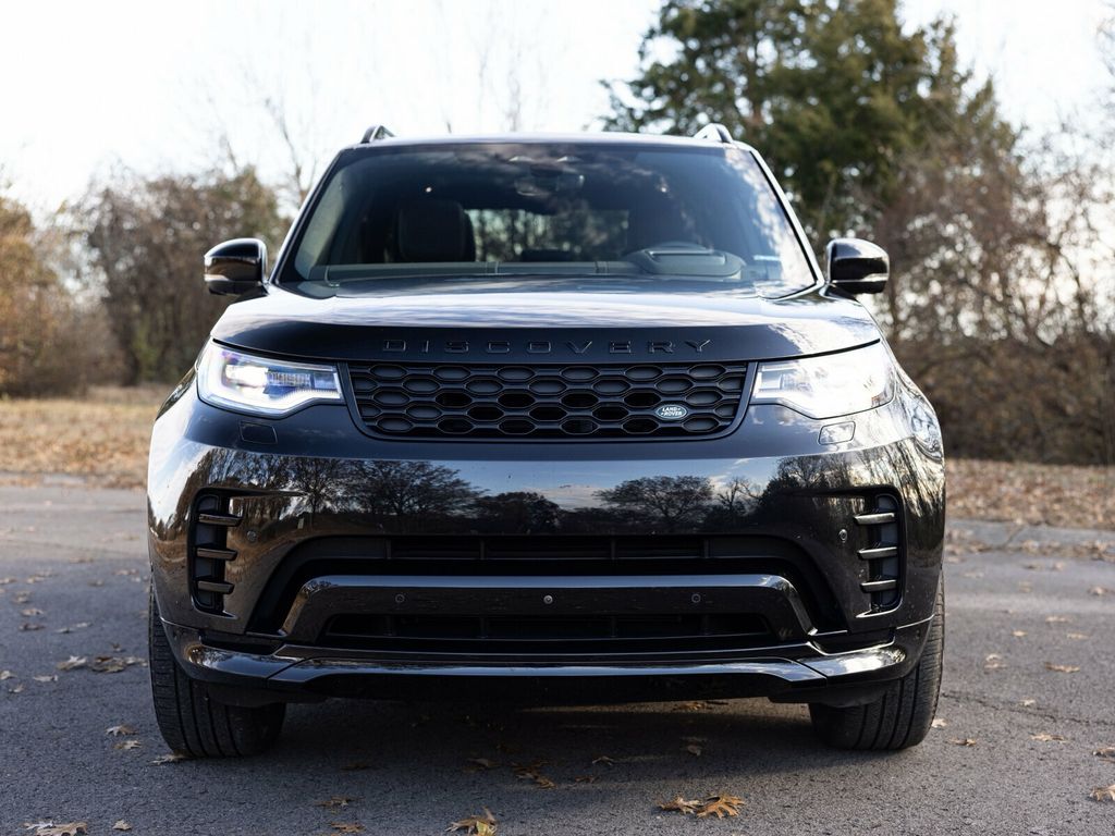 2024 Land Rover Discovery P300 Dynamic SE, Cold Climate Package, Fixed Side Steps - 22960810 - 14