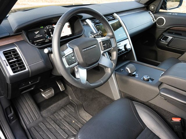 2024 Land Rover Discovery P300 Dynamic SE, Cold Climate Package, Fixed Side Steps - 22960810 - 27