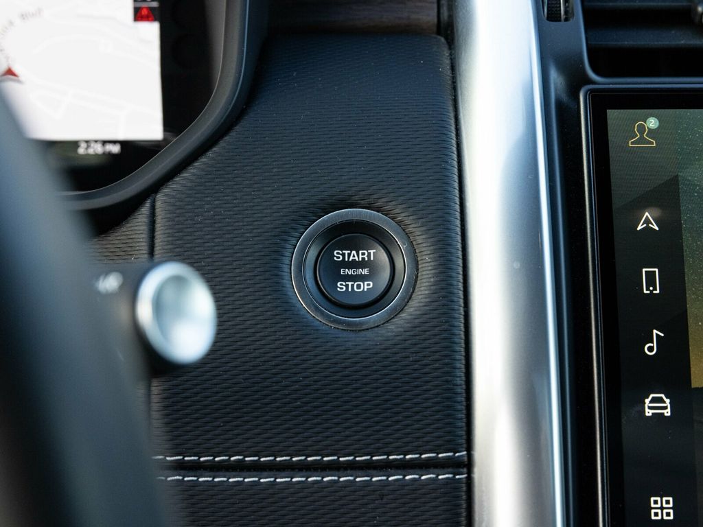 2024 Land Rover Discovery P300 Dynamic SE, Cold Climate Package, Fixed Side Steps - 22960810 - 40