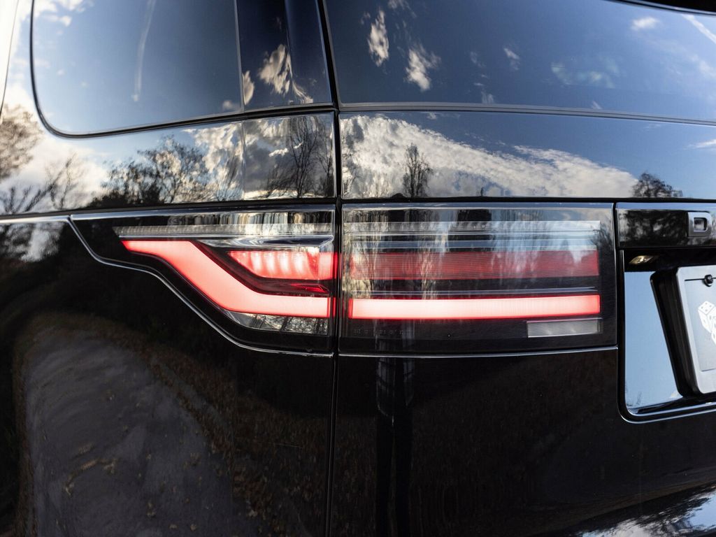 2024 Land Rover Discovery P300 Dynamic SE, Cold Climate Package, Fixed Side Steps - 22960810 - 65