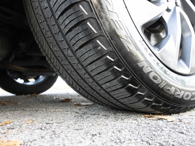 2024 Land Rover Discovery P300 Dynamic SE, Cold Climate Package, Fixed Side Steps - 22960810 - 83