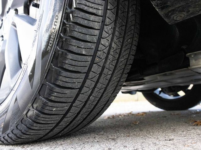 2024 Land Rover Discovery P300 Dynamic SE, Cold Climate Package, Fixed Side Steps - 22960810 - 85