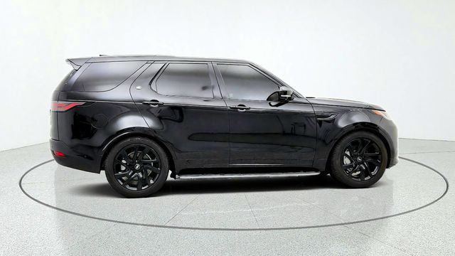 2024 Land Rover Discovery P300 Dynamic SE w/ Comfort & Wellbeing Pack - 23092308 - 3