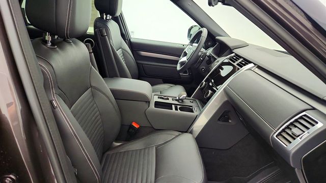 2024 Land Rover Discovery P300 Dynamic SE w/ Heated 3rd Row Seats & 20'' Wheels - 22997952 - 24