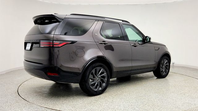 2024 Land Rover Discovery P300 Dynamic SE w/ Heated 3rd Row Seats & 20'' Wheels - 22997952 - 4