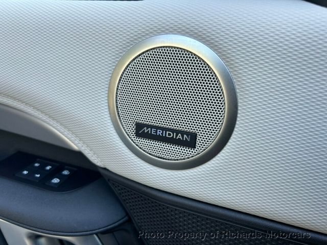 2024 Land Rover Discovery P360 Dynamic SE - 23057253 - 16
