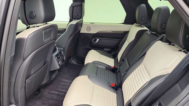 2024 Land Rover Discovery P360 Metropolitan Edition with 22'' Wheels & Cold Climate Pack - 22960770 - 18
