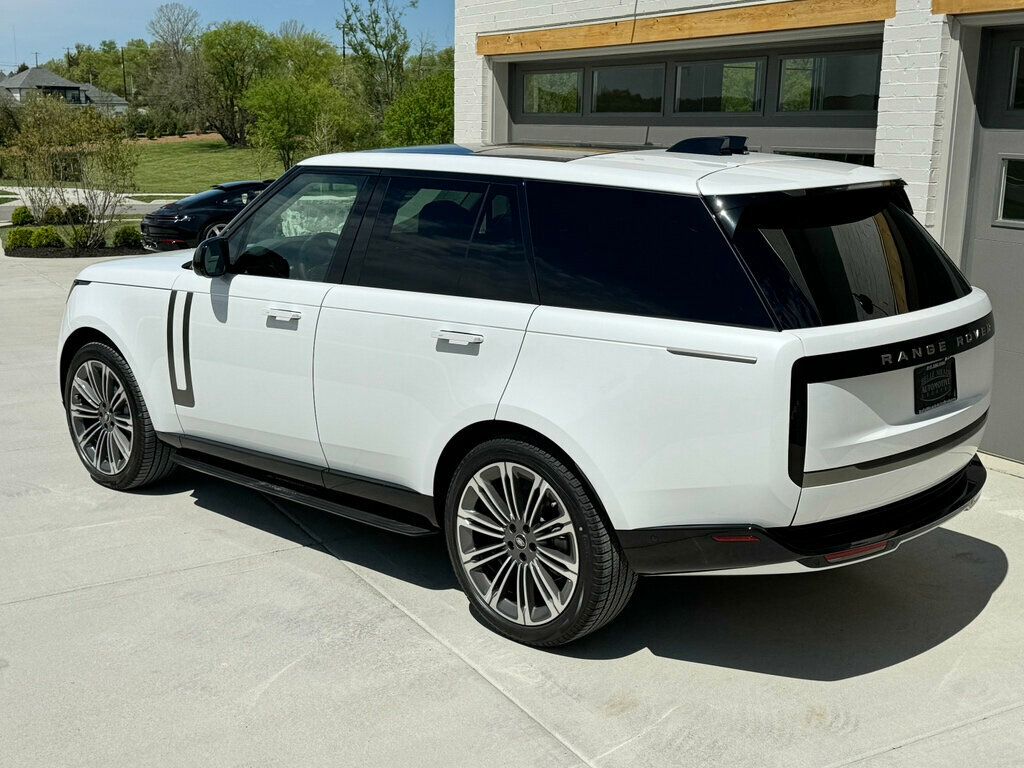 2024 Land Rover Range Rover NEW!!! Only 62 Miles, Ostuni Pearl White, Fixed Side Steps - 22402213 - 3