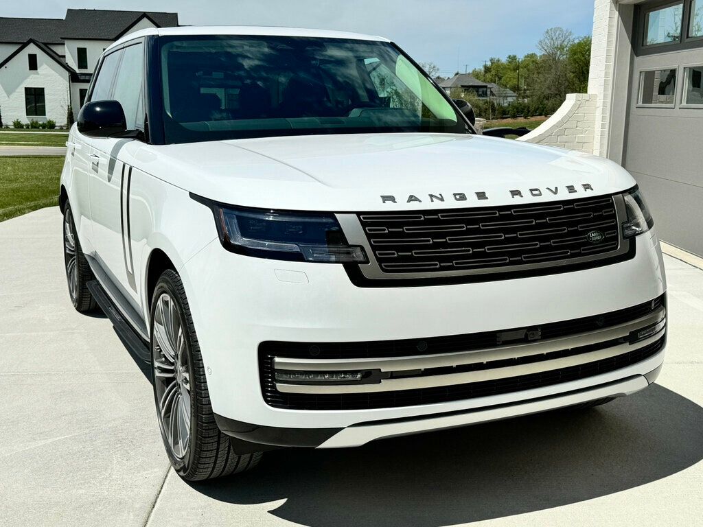 2024 Land Rover Range Rover NEW!!! Only 62 Miles, Ostuni Pearl White, Fixed Side Steps - 22402213 - 8
