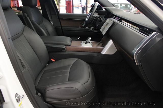 2024 Land Rover Range Rover P400 SE SWB - 22748243 - 48