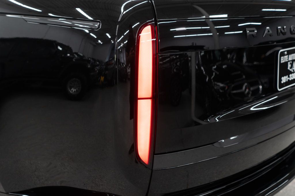 2024 Land Rover Range Rover SE photo 43