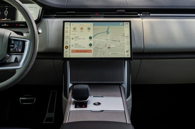 2024 Land Rover Range Rover P400 SE SWB - 23014162 - 17