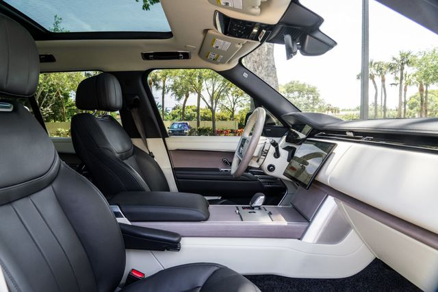 2024 Land Rover Range Rover P400 SE SWB - 23014162 - 24