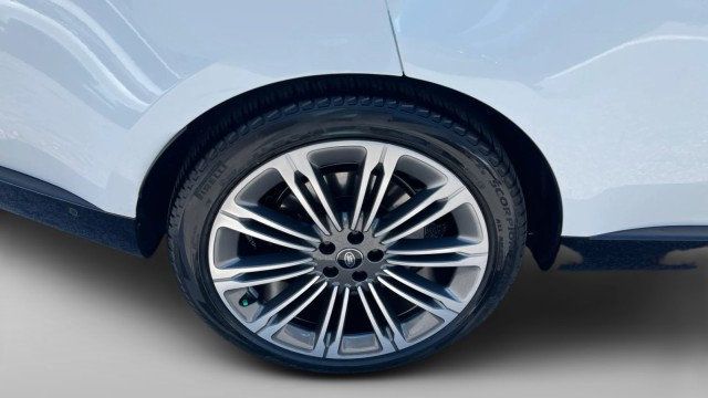 2024 Land Rover Range Rover P530 Autobiography LWB - 23015300 - 21