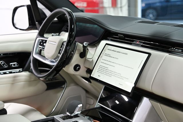 2024 Land Rover Range Rover P530 SE SWB - 22980403 - 35