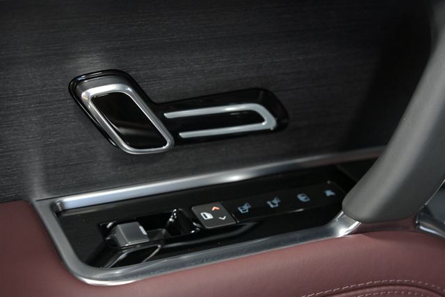 2024 Land Rover Range Rover P530 SE SWB - 23004911 - 27