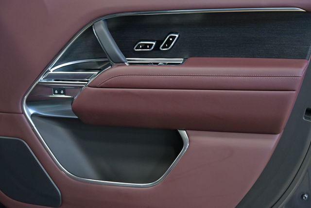 2024 Land Rover Range Rover P530 SE SWB - 23004911 - 44