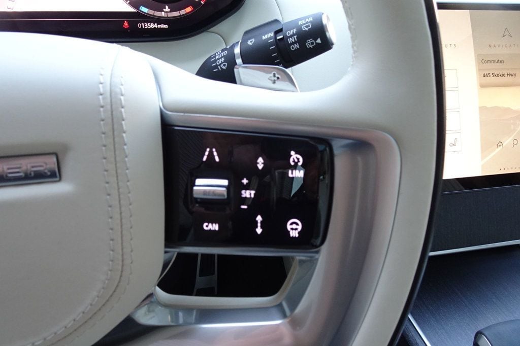 2024 Land Rover Range Rover SE photo 26
