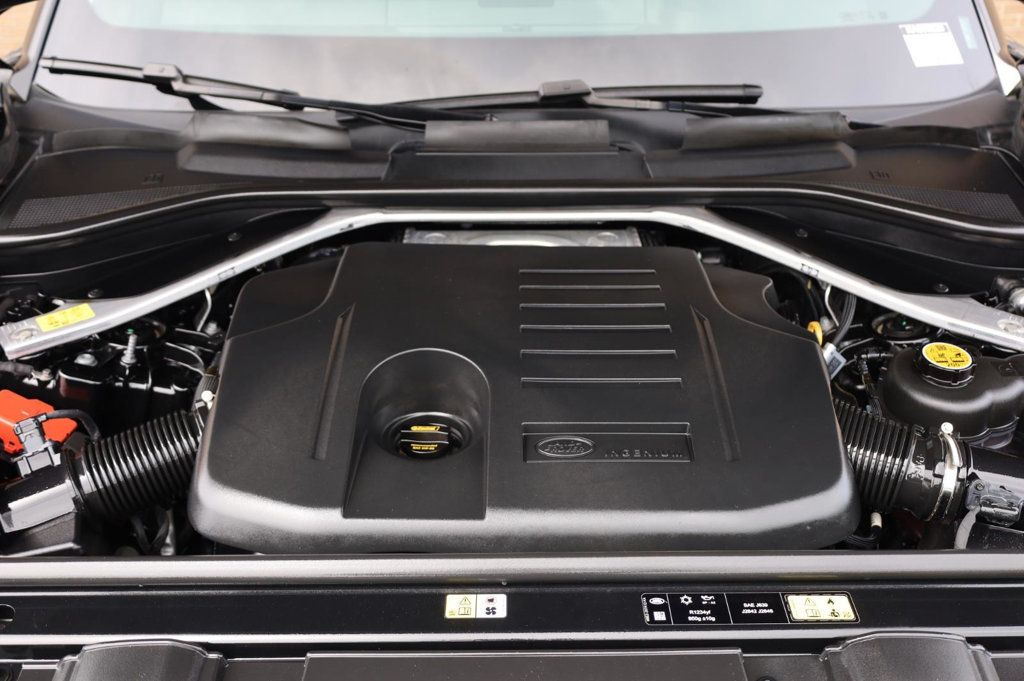 Land Rover Range Rover SE photo 11