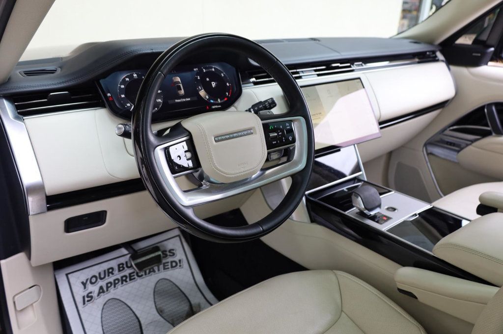 Land Rover Range Rover SE photo 14