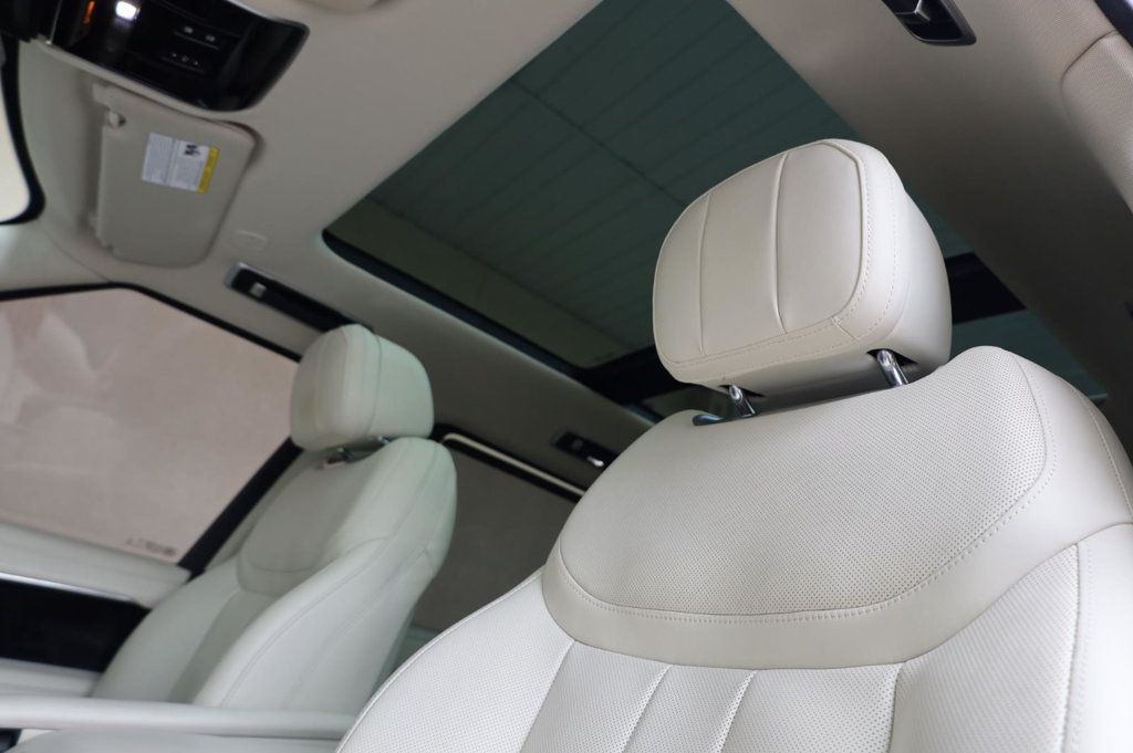 Land Rover Range Rover SE photo 17