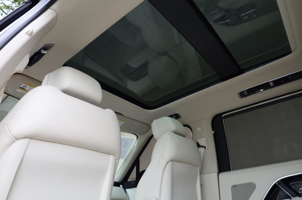 Land Rover Range Rover SE photo 19