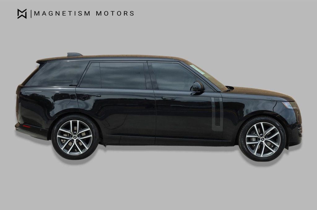 Land Rover Range Rover SE photo 2