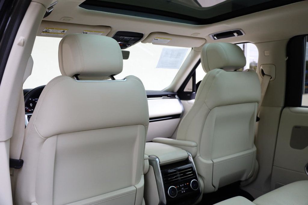 Land Rover Range Rover SE photo 20