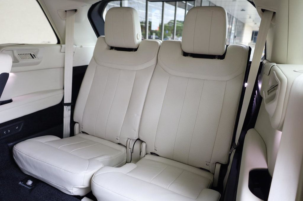 Land Rover Range Rover SE photo 23