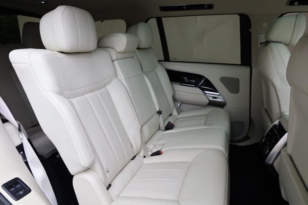 Land Rover Range Rover SE photo 26