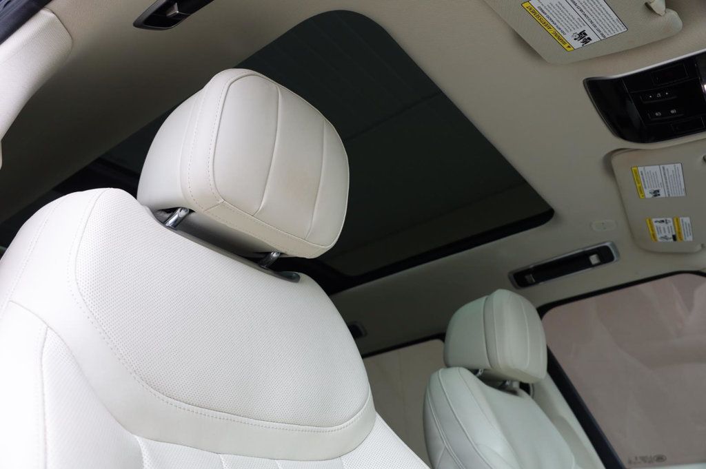 Land Rover Range Rover SE photo 31