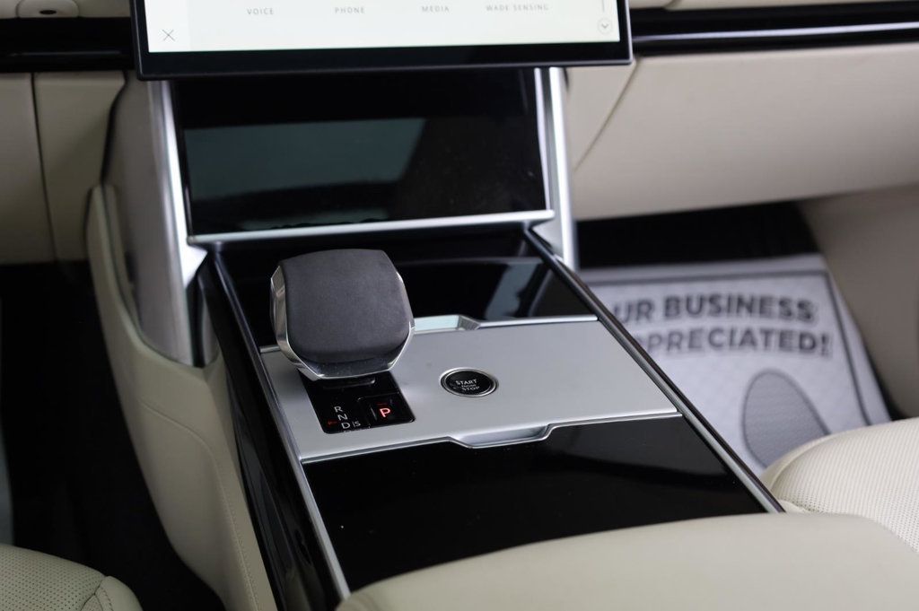 Land Rover Range Rover SE photo 56
