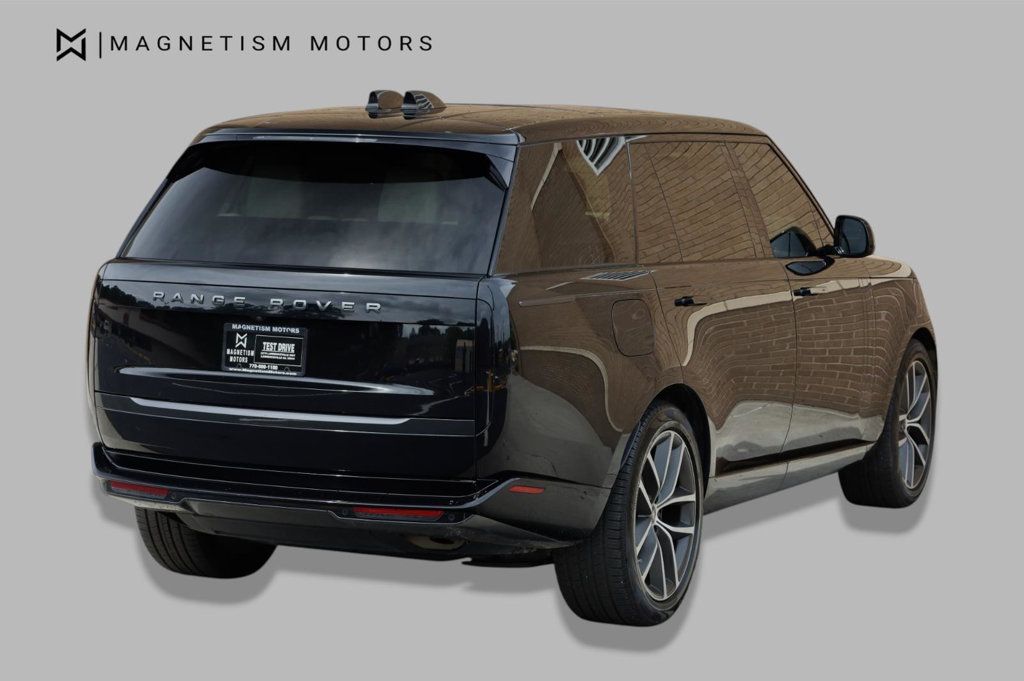 Land Rover Range Rover SE photo 9