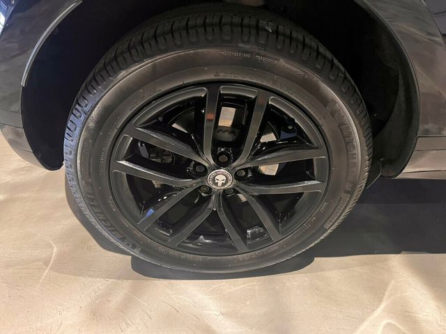 2024 Land Rover Range Rover Evoque Core/S/AWD/ColdClimatePkg/HtdRearSeats/MeridianSound/HtdSeats - 23033907 - 10