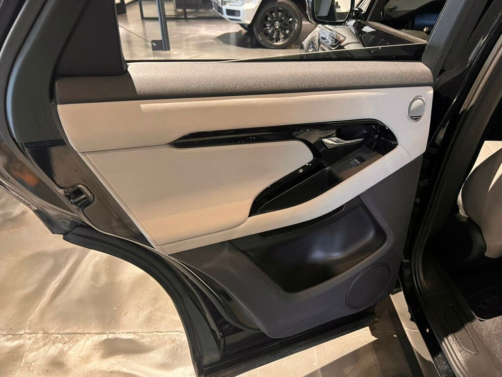 2024 Land Rover Range Rover Evoque Core/S/AWD/ColdClimatePkg/HtdRearSeats/MeridianSound/HtdSeats - 23033907 - 20