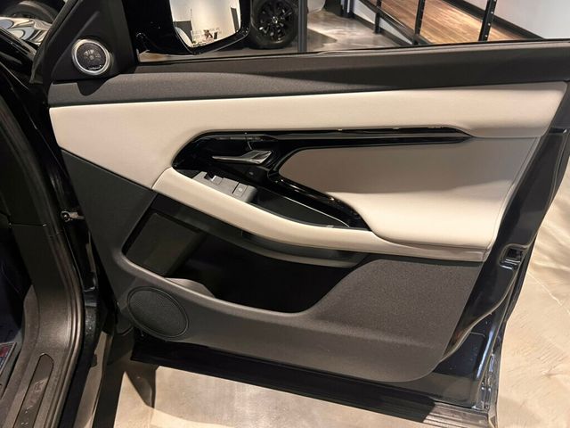 2024 Land Rover Range Rover Evoque Core/S/AWD/ColdClimatePkg/HtdRearSeats/MeridianSound/HtdSeats - 23033907 - 27