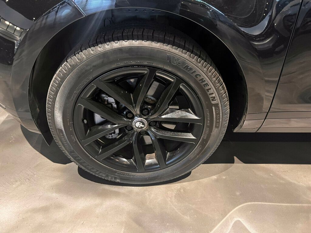 2024 Land Rover Range Rover Evoque Core/S/AWD/ColdClimatePkg/HtdRearSeats/MeridianSound/HtdSeats - 23033907 - 8