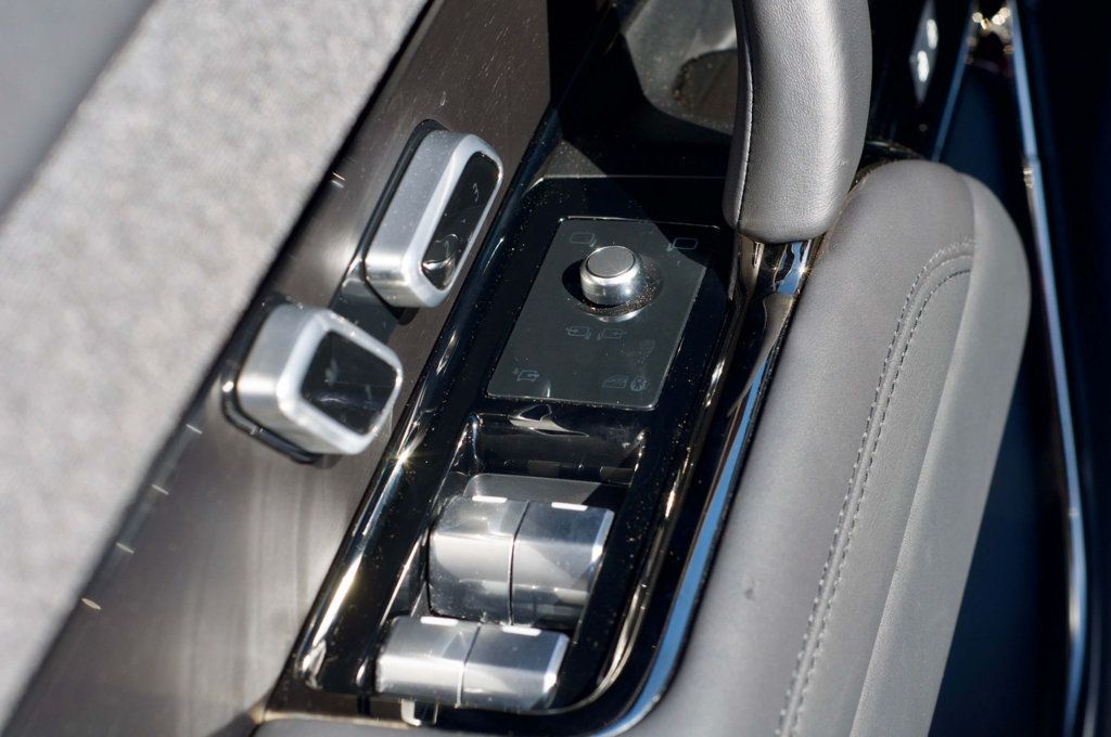 2024 Land Rover Range Rover Sport MSRP$89275/HotClimatePkg/ConveniencePkg/BlackExteriorPkg - 22981309 - 19