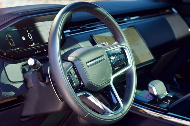 2024 Land Rover Range Rover Sport MSRP$89275/HotClimatePkg/ConveniencePkg/BlackExteriorPkg - 22981309 - 21