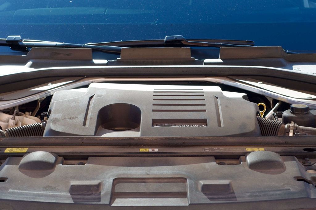 2024 Land Rover Range Rover Sport MSRP$89275/HotClimatePkg/ConveniencePkg/BlackExteriorPkg - 22981309 - 43