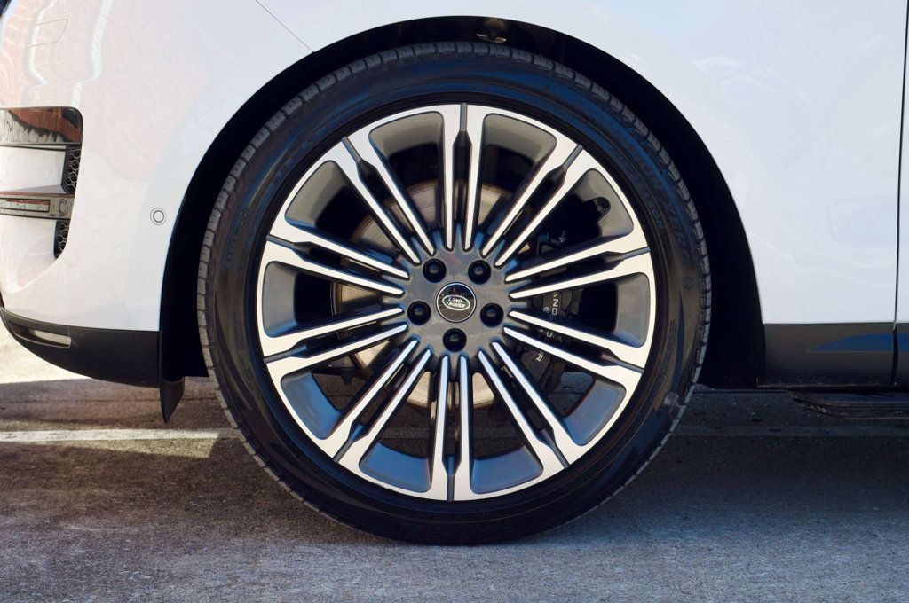 2024 Land Rover Range Rover Sport MSRP$89275/HotClimatePkg/ConveniencePkg/BlackExteriorPkg - 22981309 - 48