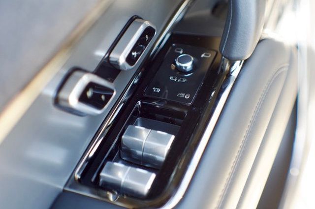 2024 Land Rover Range Rover Sport MSRP$95195/ColdClimatePkg/Heated&CooledFront&RearSeats/NAV - 22999405 - 34