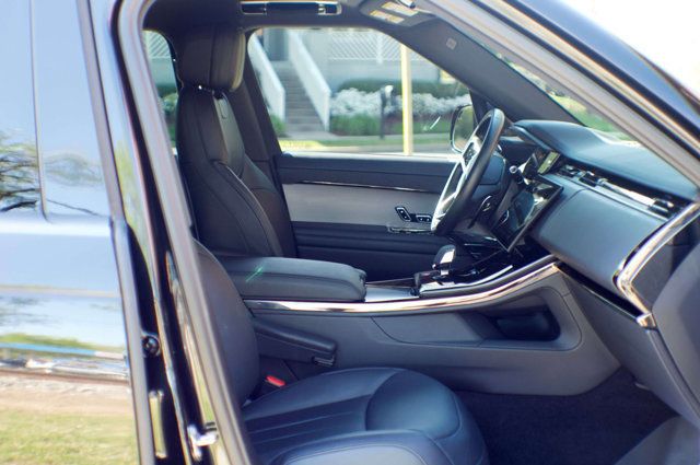 2024 Land Rover Range Rover Sport MSRP$95195/ColdClimatePkg/Heated&CooledFront&RearSeats/NAV - 22999405 - 42