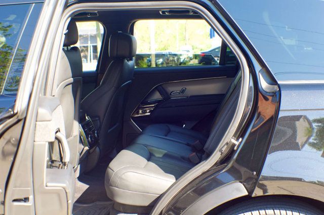 2024 Land Rover Range Rover Sport MSRP$95195/ColdClimatePkg/Heated&CooledFront&RearSeats/NAV - 22999405 - 46