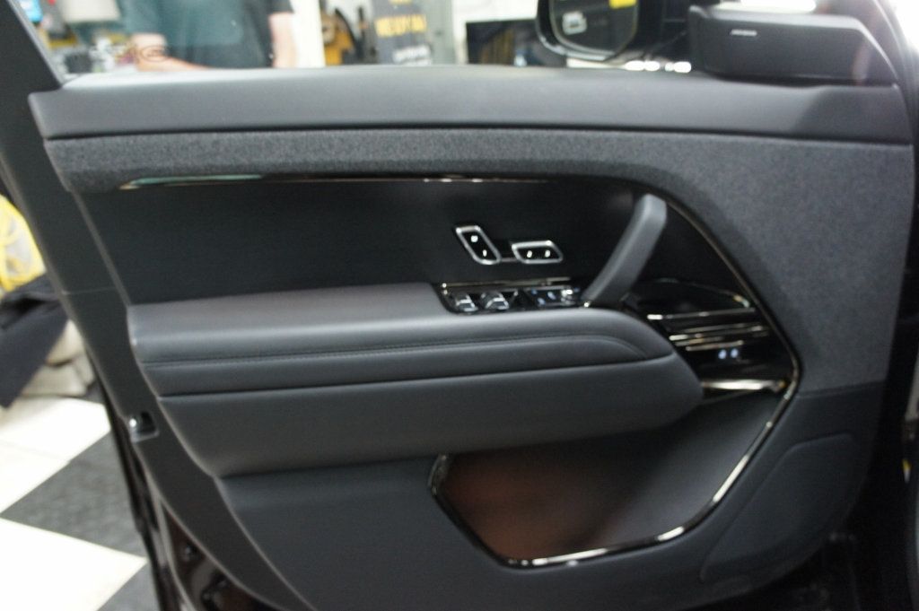 2024 Land Rover Range Rover Sport P360 SE - 23023333 - 24