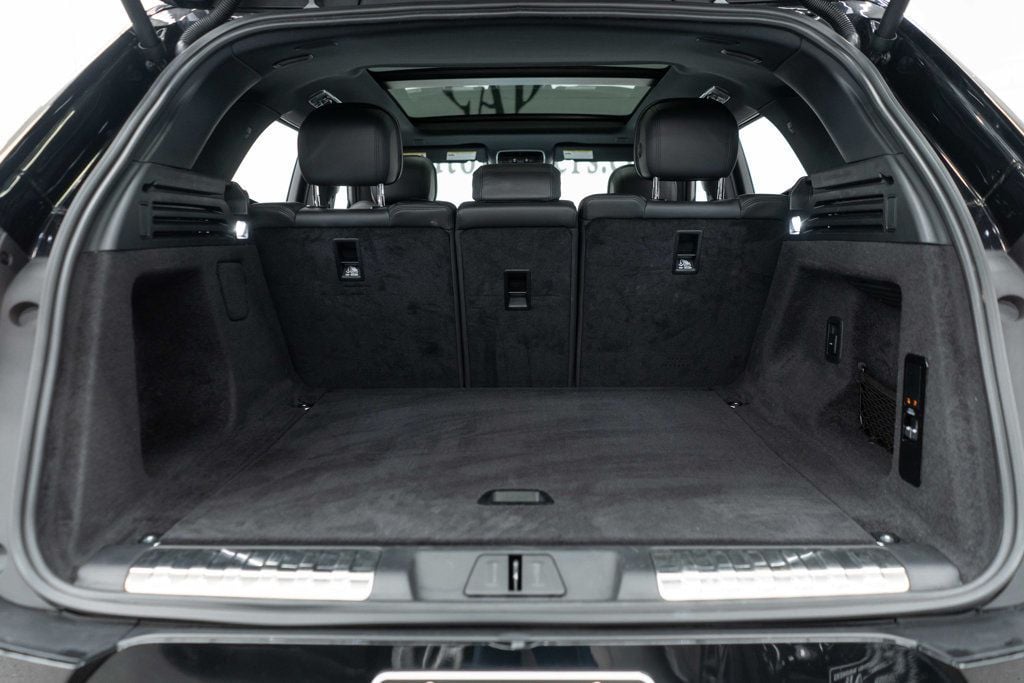 2024 Land Rover Range Rover Sport P400 Dynamic SE photo 33
